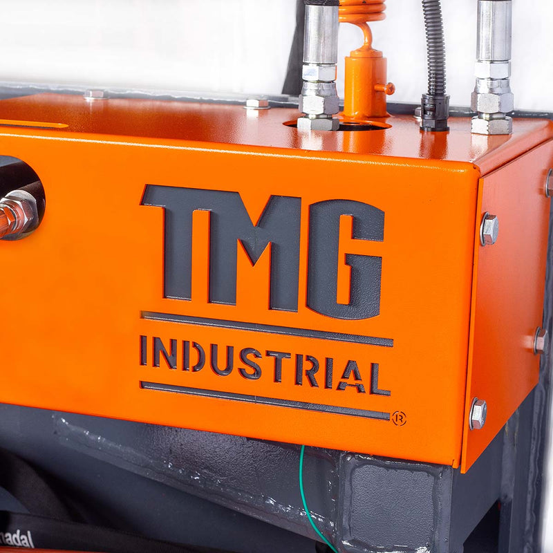 TMG Industrial 2500-lb Skid Steer Pole Setter, 45' Pole Capacity, 0°-100° Claw Rotation, Jaw Claw Opening 4" to 20", TMG-SPS46